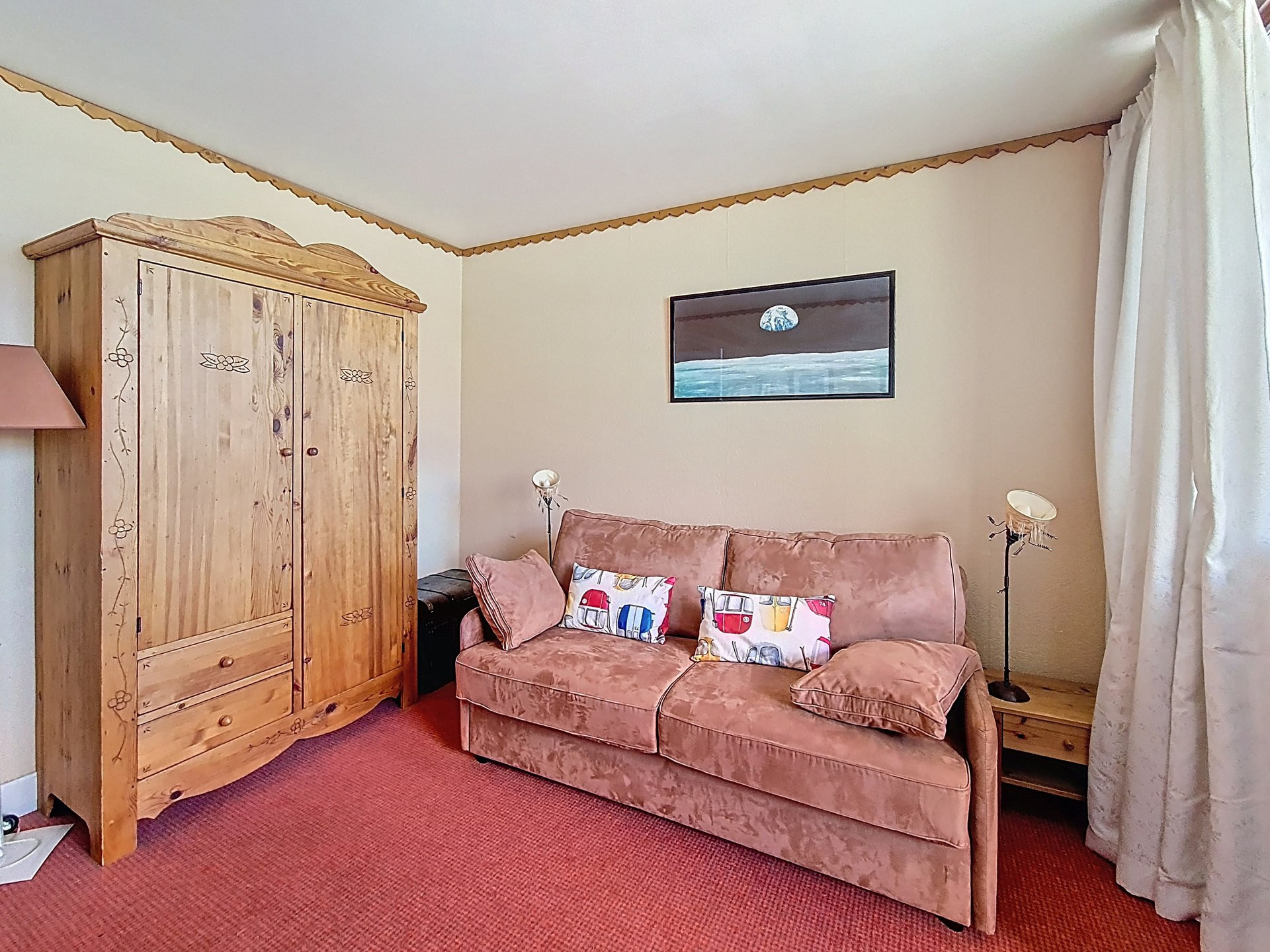 _agence-des-belleville_lv_images__lot_0000071111_10_27461960 _agence-des-belleville_lv_images__lot_0000071111_10_27461960