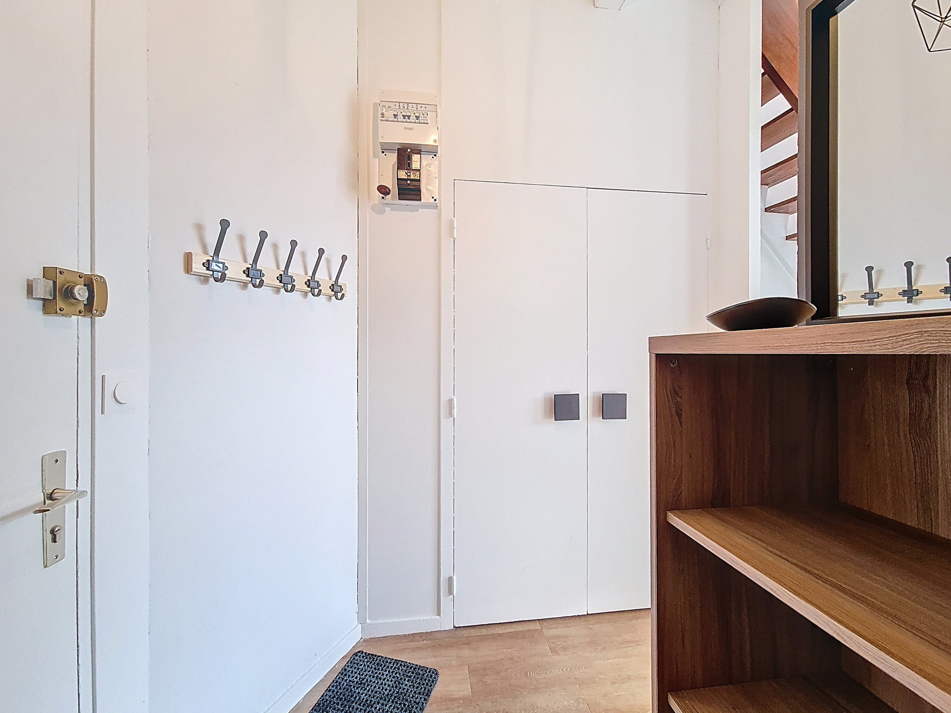 _agence-des-belleville_lv_images__lot_0000071124_06_29814066 _agence-des-belleville_lv_images__lot_0000071124_06_29814066