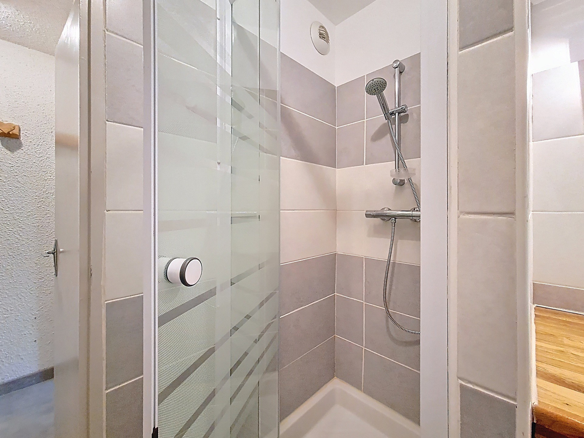 _agence-des-belleville_lv_images__lot_0000071190_09_29232192