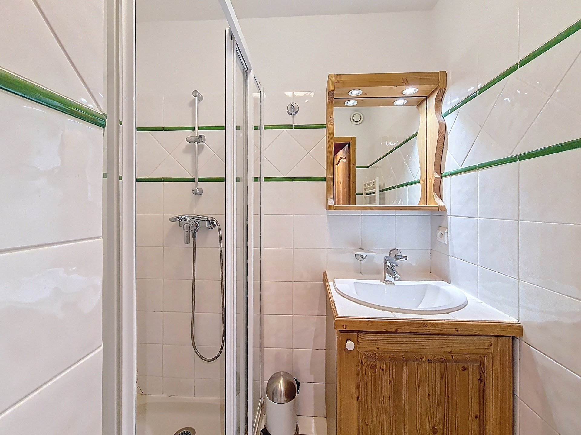 _agence-des-belleville_lv_images__lot_0000071197_08_28597442