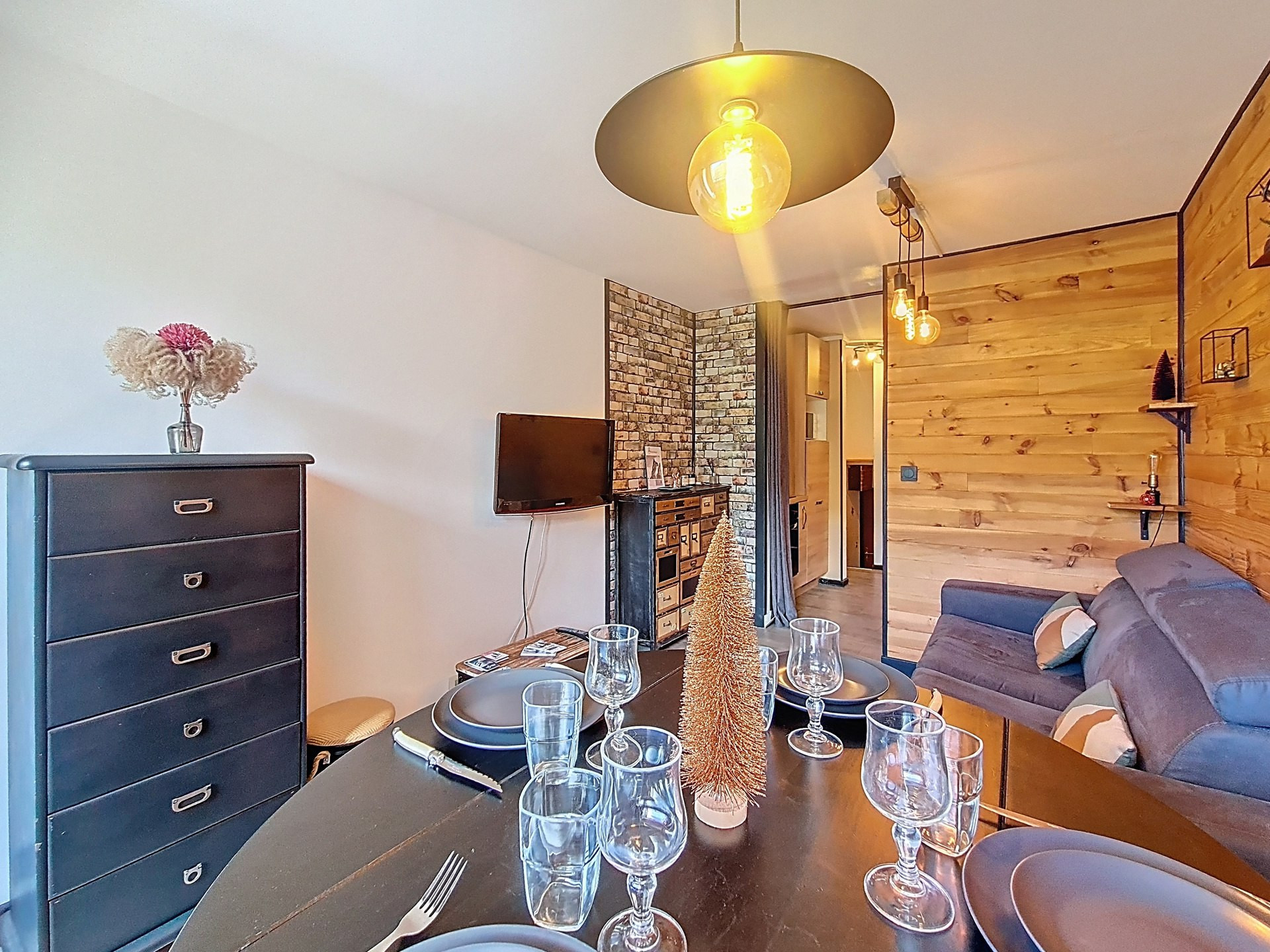 _agence-des-belleville_lv_images__lot_0000071214_05_29631916