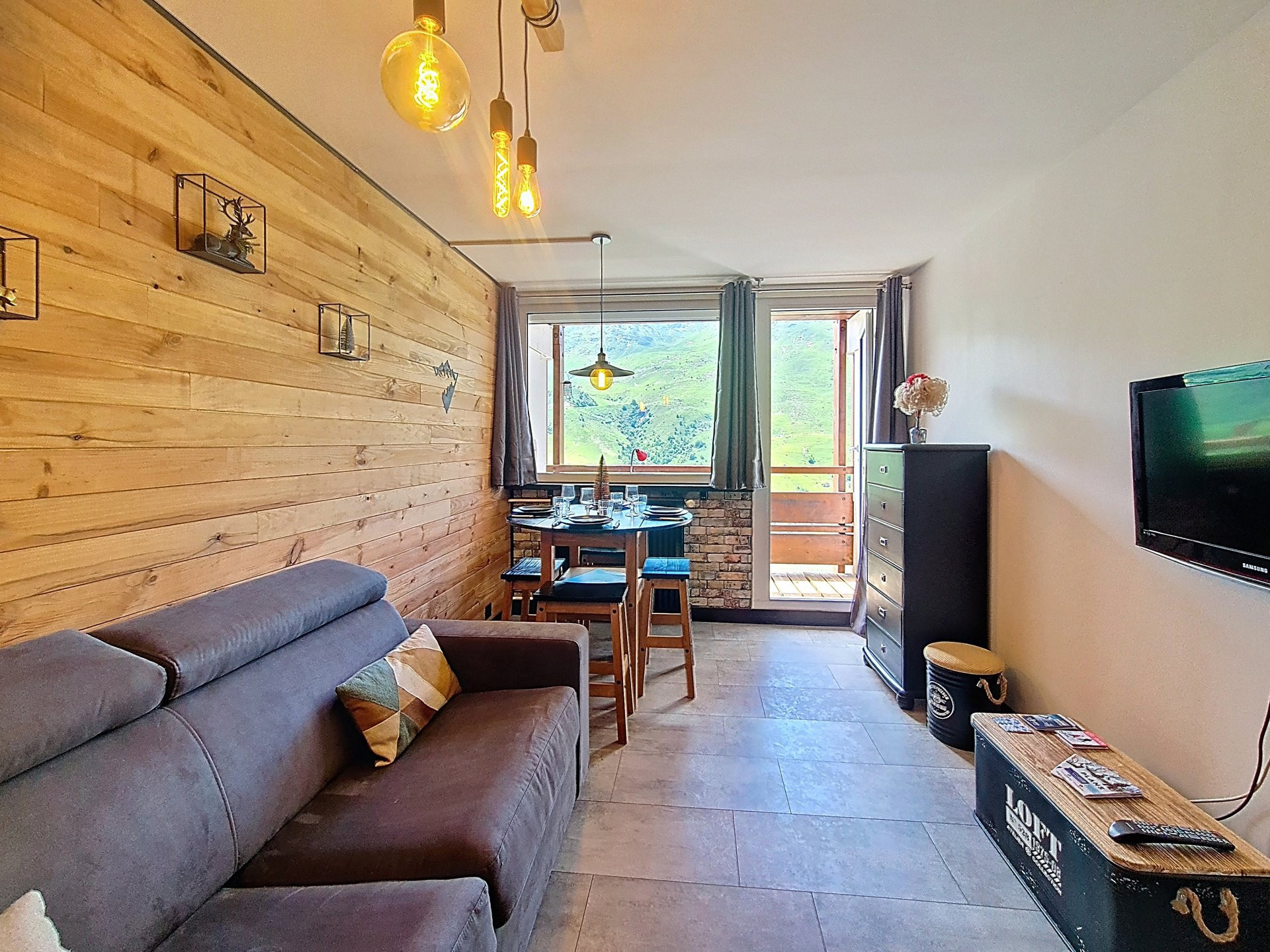 _agence-des-belleville_lv_images__lot_0000071214_06_30000841