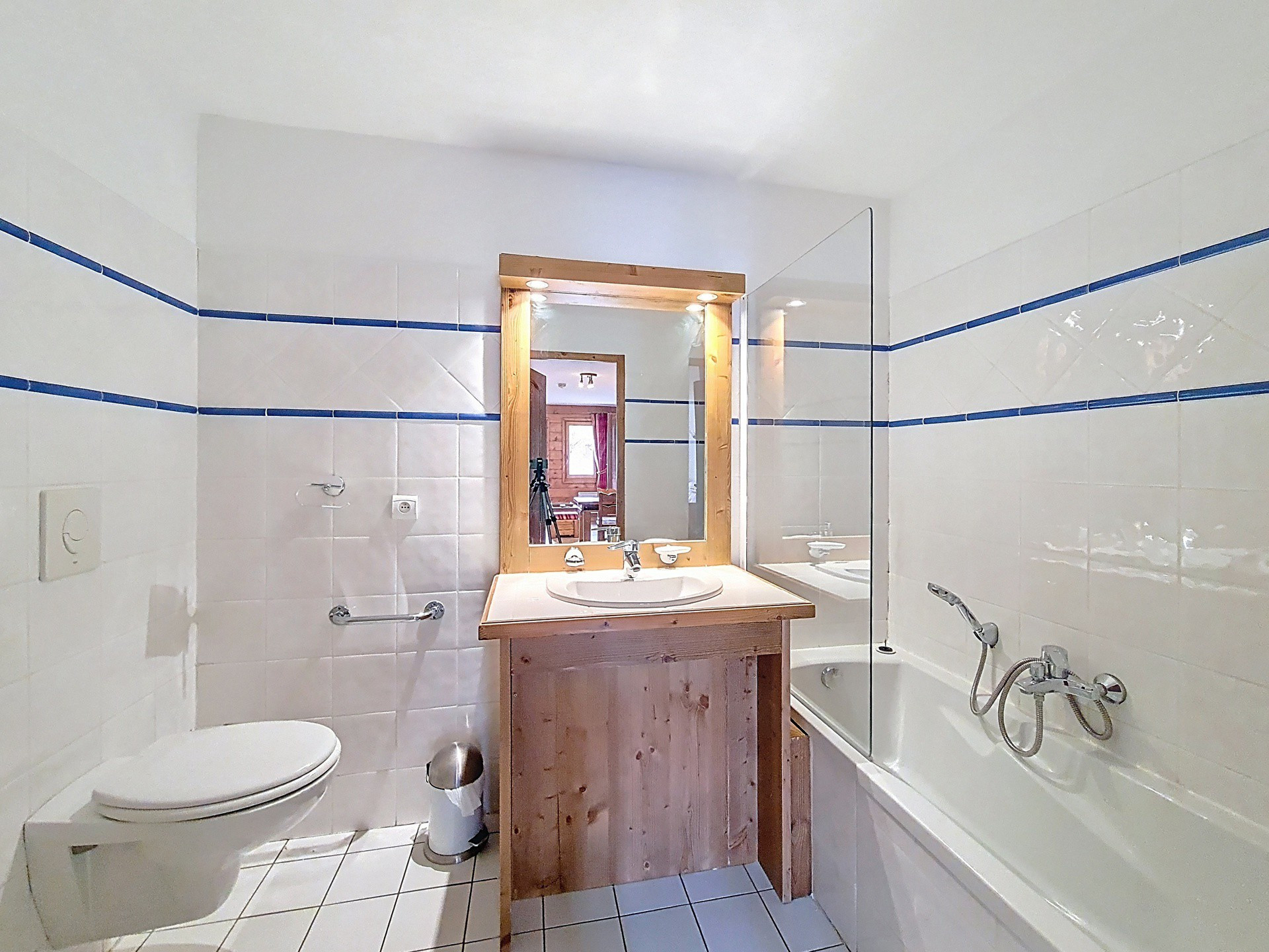 _agence-des-belleville_lv_images__lot_0000071226_10_29331517