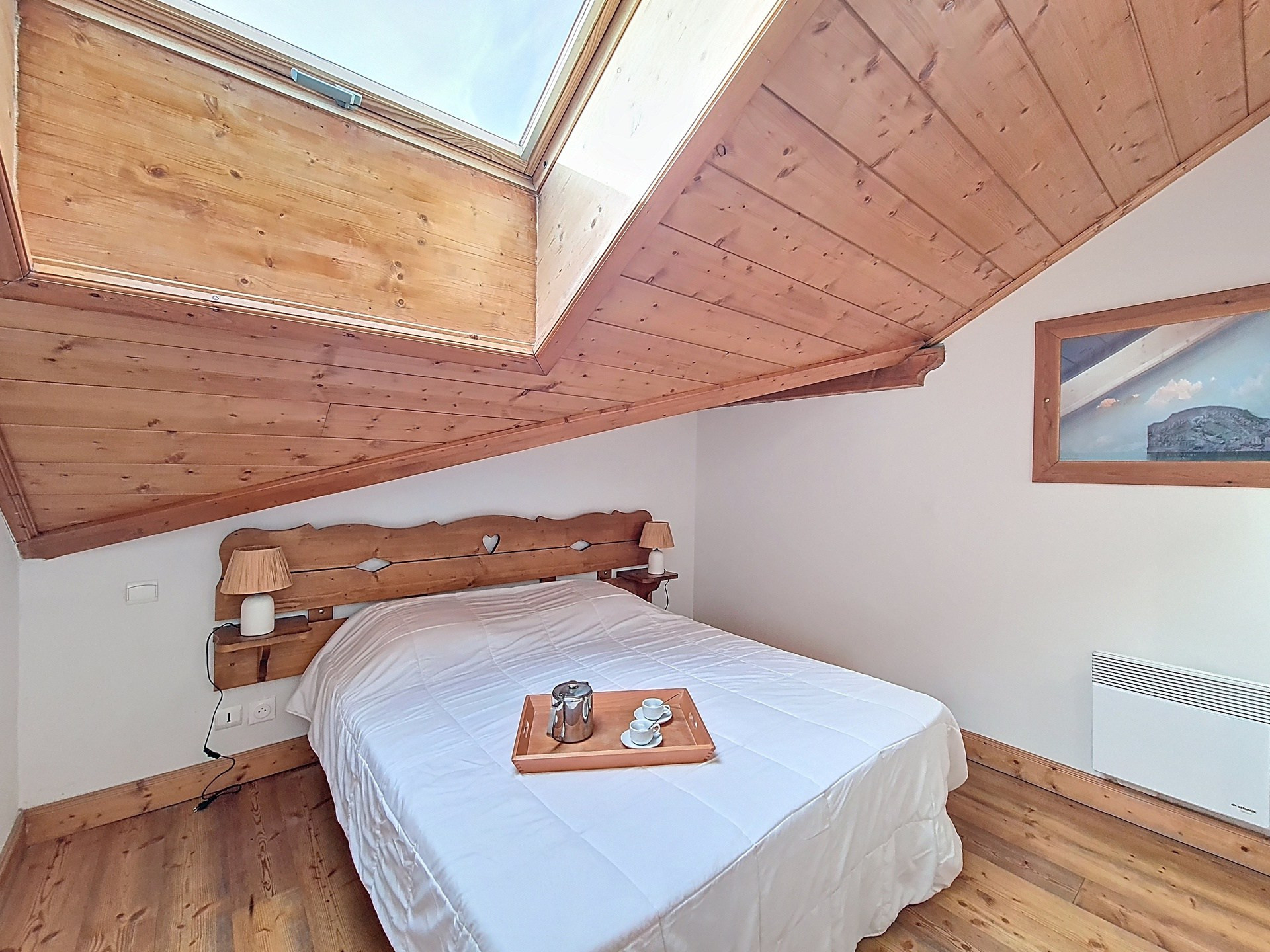 _agence-des-belleville_lv_images__lot_0000071232_11_29731561 _agence-des-belleville_lv_images__lot_0000071232_11_29731561