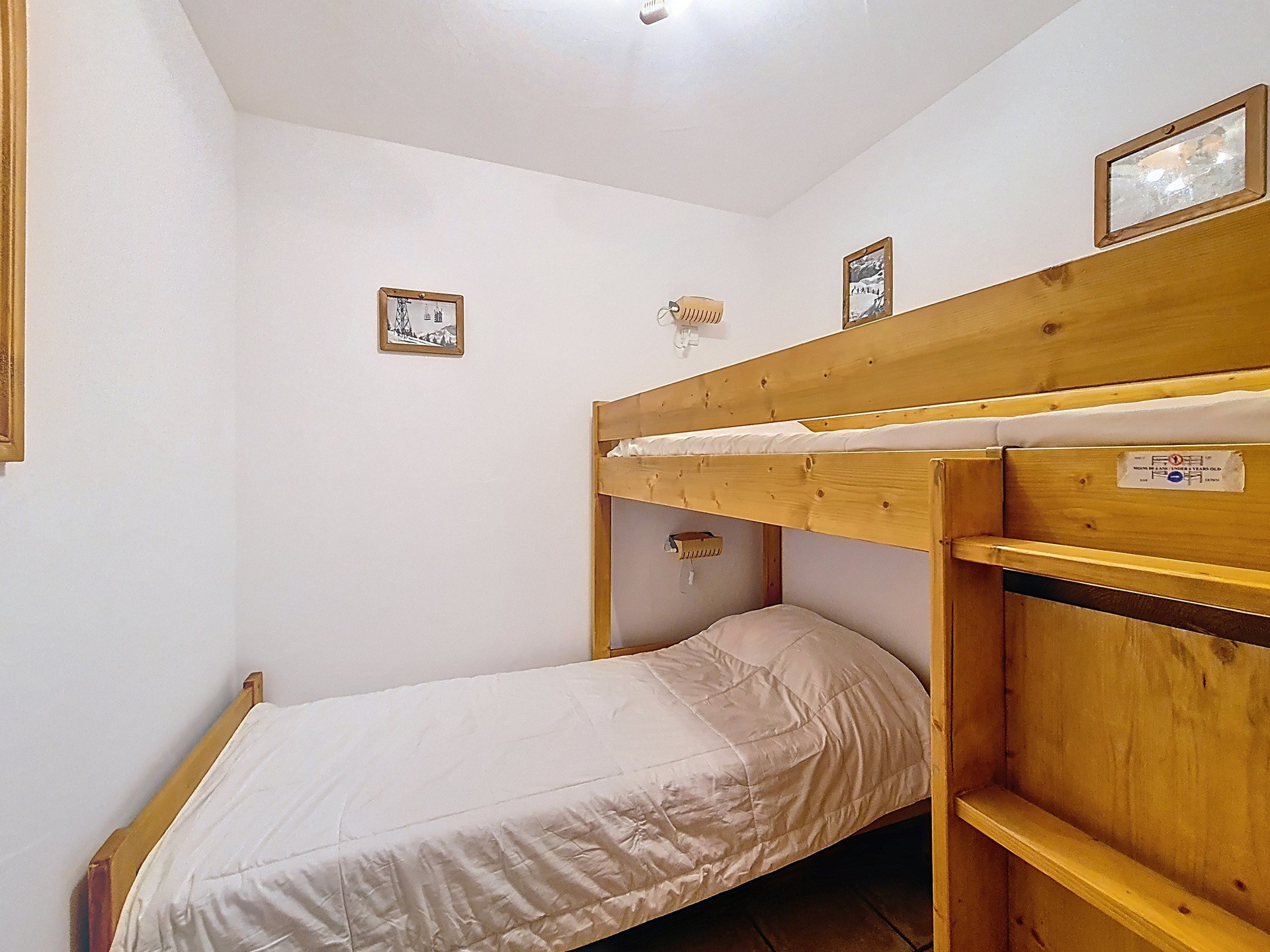 _agence-des-belleville_lv_images__lot_0000071233_08_28127166