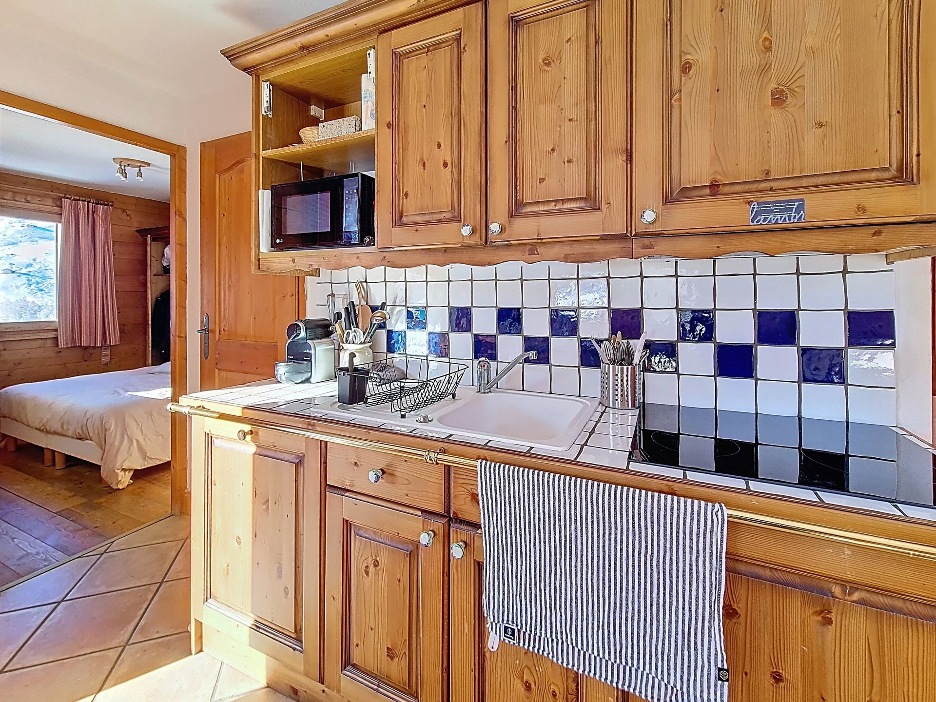 _agence-des-belleville_lv_images__lot_0000071254_07_29851054