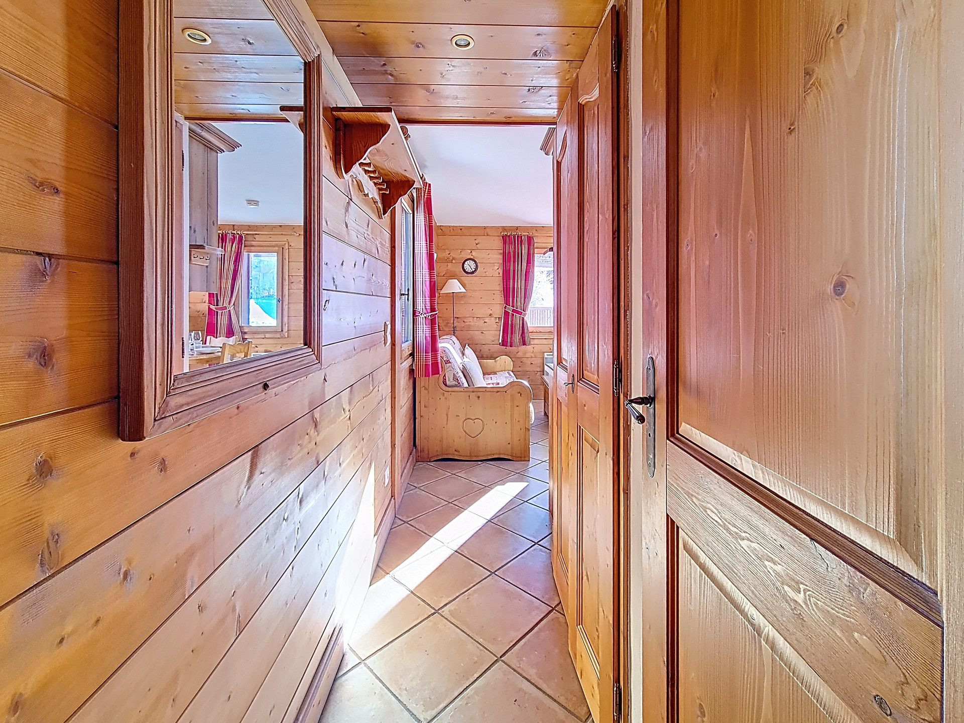 _agence-des-belleville_lv_images__lot_0000071254_12_27501625 _agence-des-belleville_lv_images__lot_0000071254_12_27501625