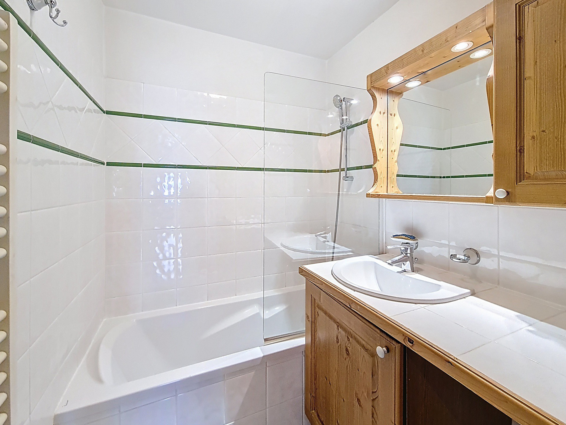 _agence-des-belleville_lv_images__lot_0000071279_11_27880675 _agence-des-belleville_lv_images__lot_0000071279_11_27880675