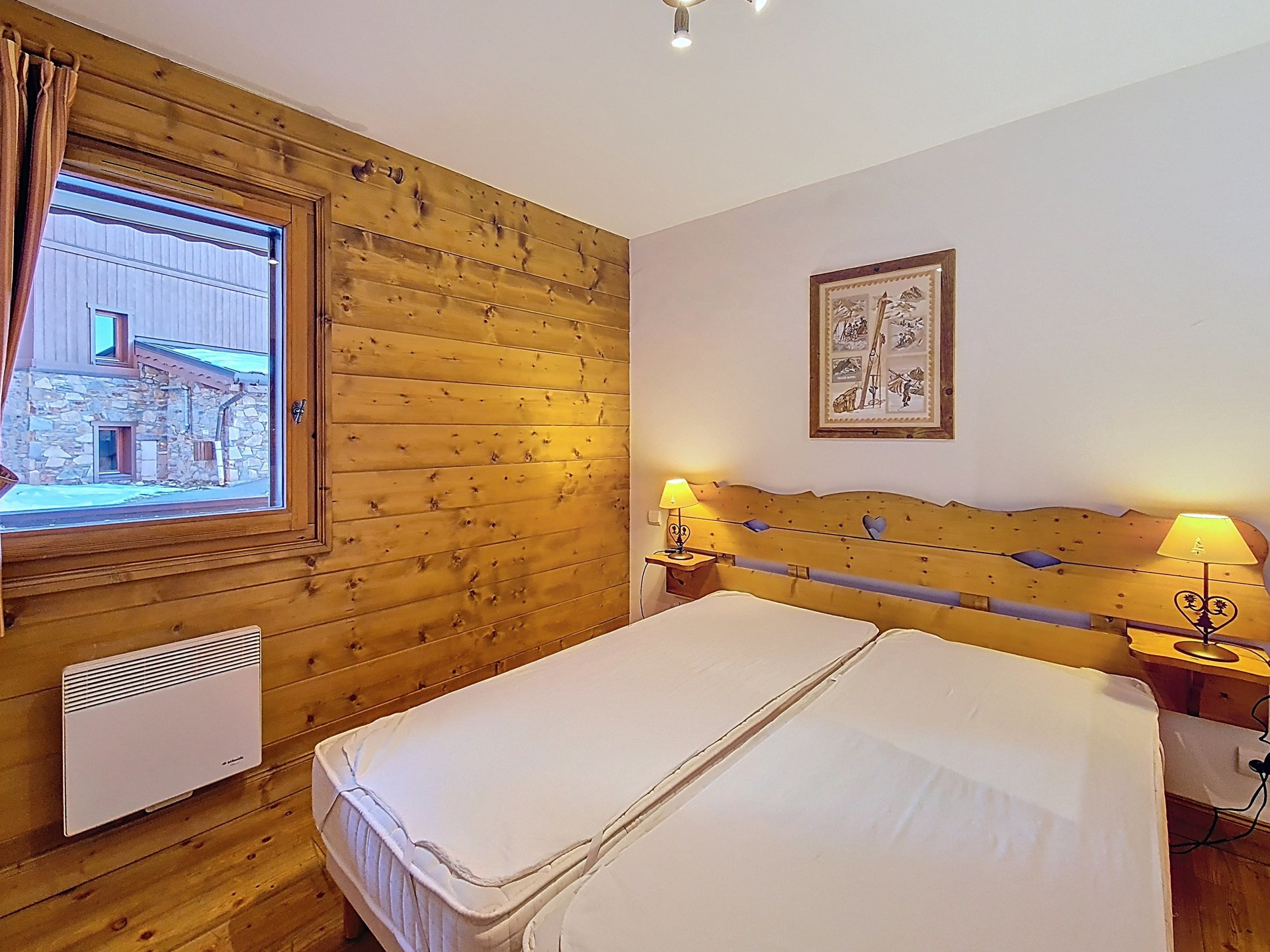 _agence-des-belleville_lv_images__lot_0000071285_09_27915272 _agence-des-belleville_lv_images__lot_0000071285_09_27915272