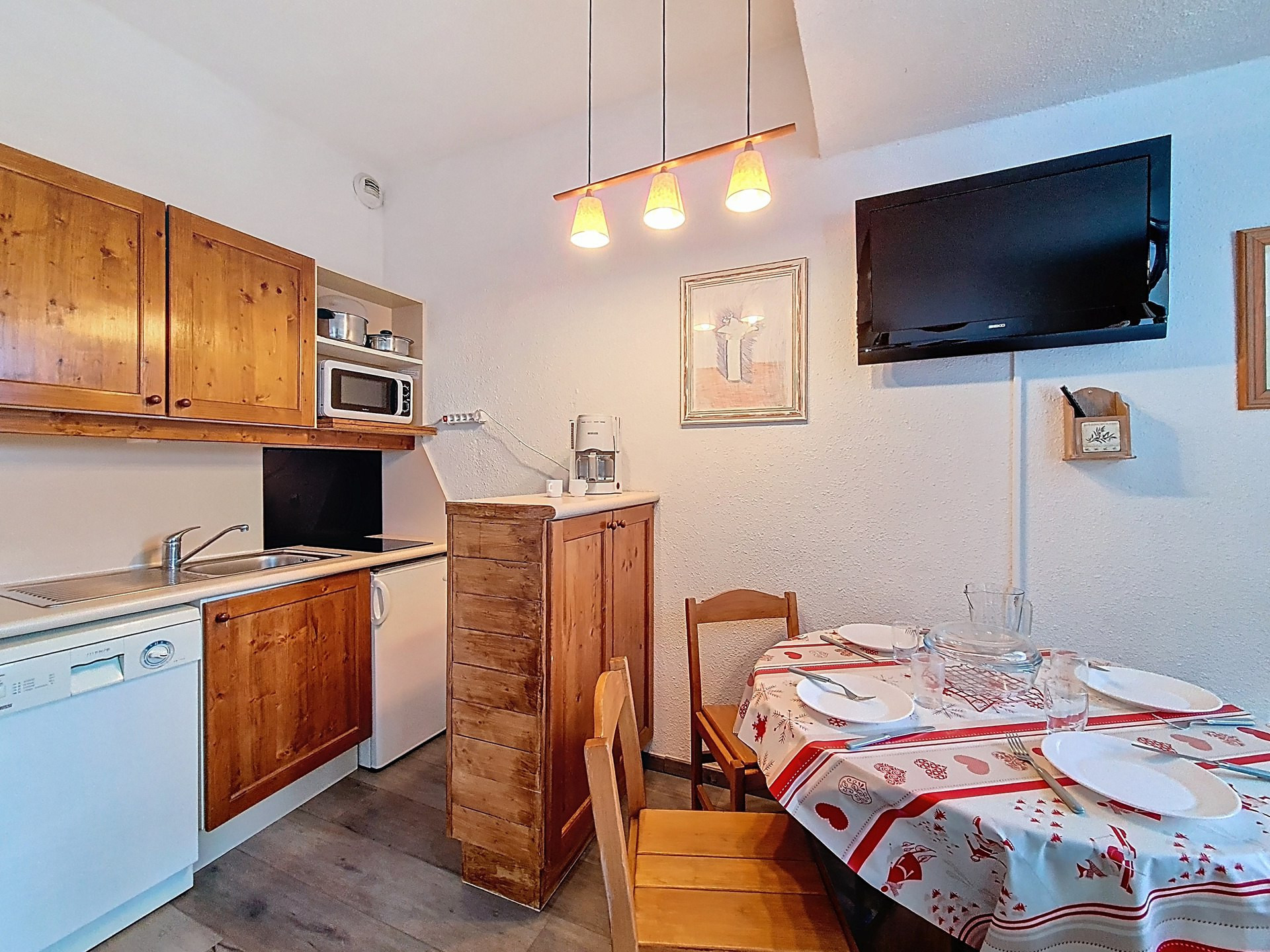 _agence-des-belleville_lv_images__lot_0000071305_06_28981416