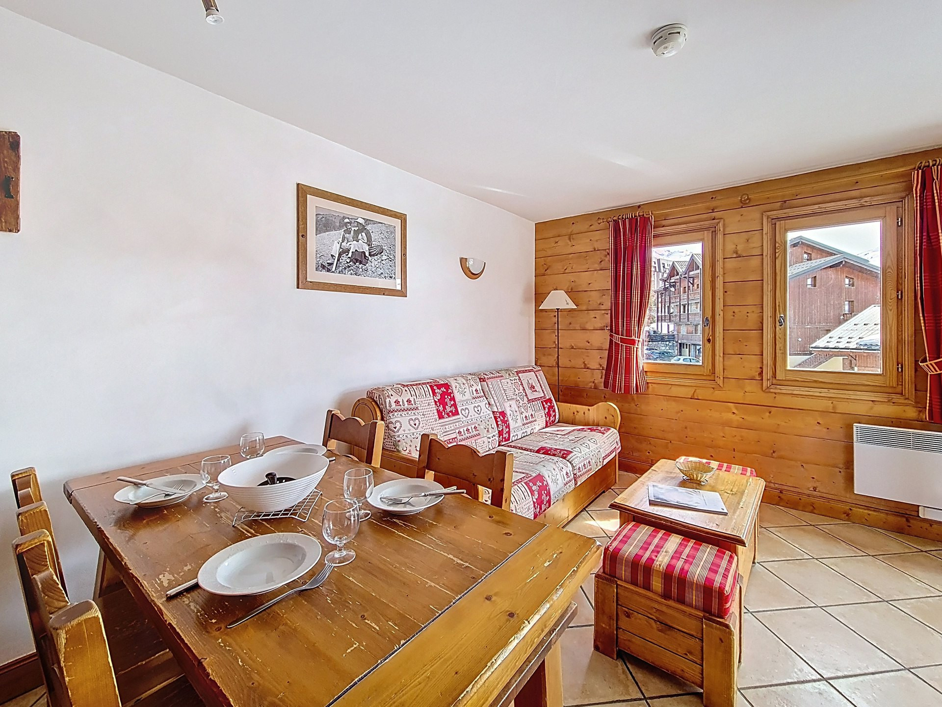 _agence-des-belleville_lv_images__lot_0000071330_02_29875657 _agence-des-belleville_lv_images__lot_0000071330_02_29875657