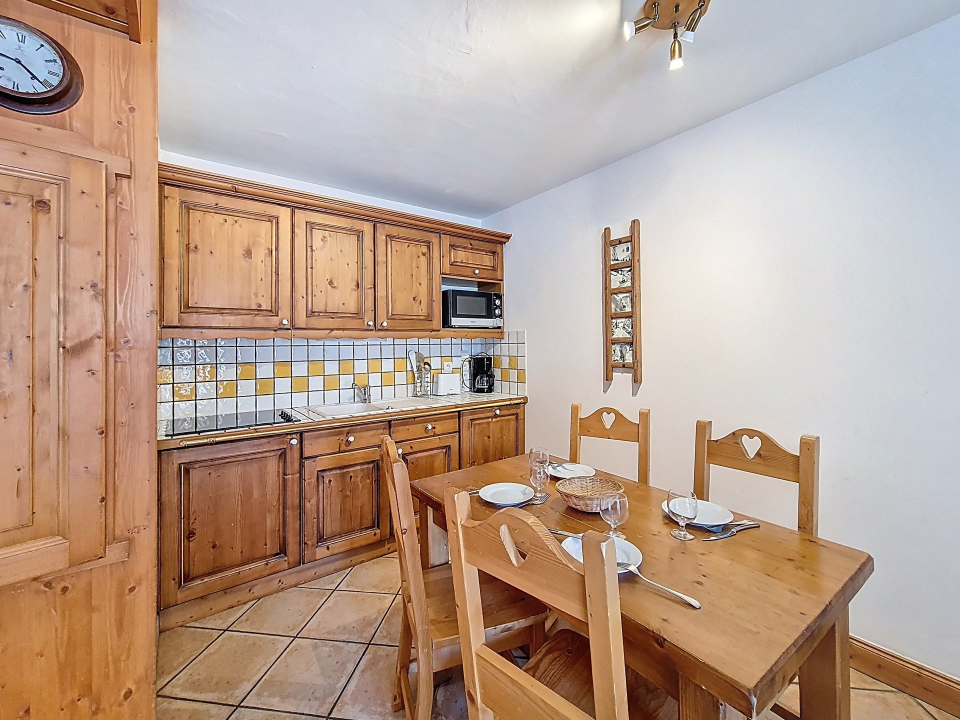 _agence-des-belleville_lv_images__lot_0000071351_05_30074614