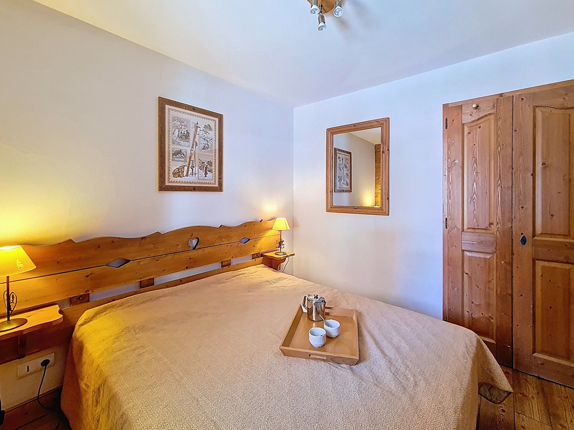 _agence-des-belleville_lv_images__lot_0000071351_08_30074617