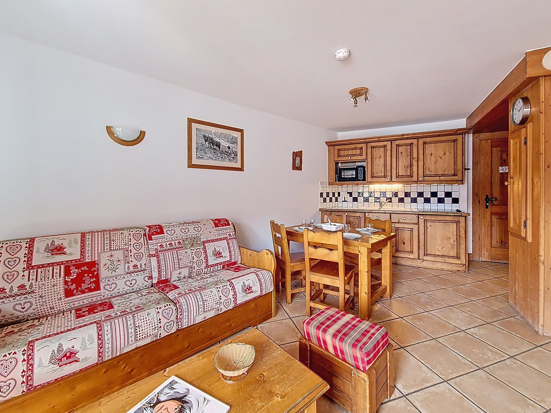 _agence-des-belleville_lv_images__lot_0000071353_01_29896024 _agence-des-belleville_lv_images__lot_0000071353_01_29896024