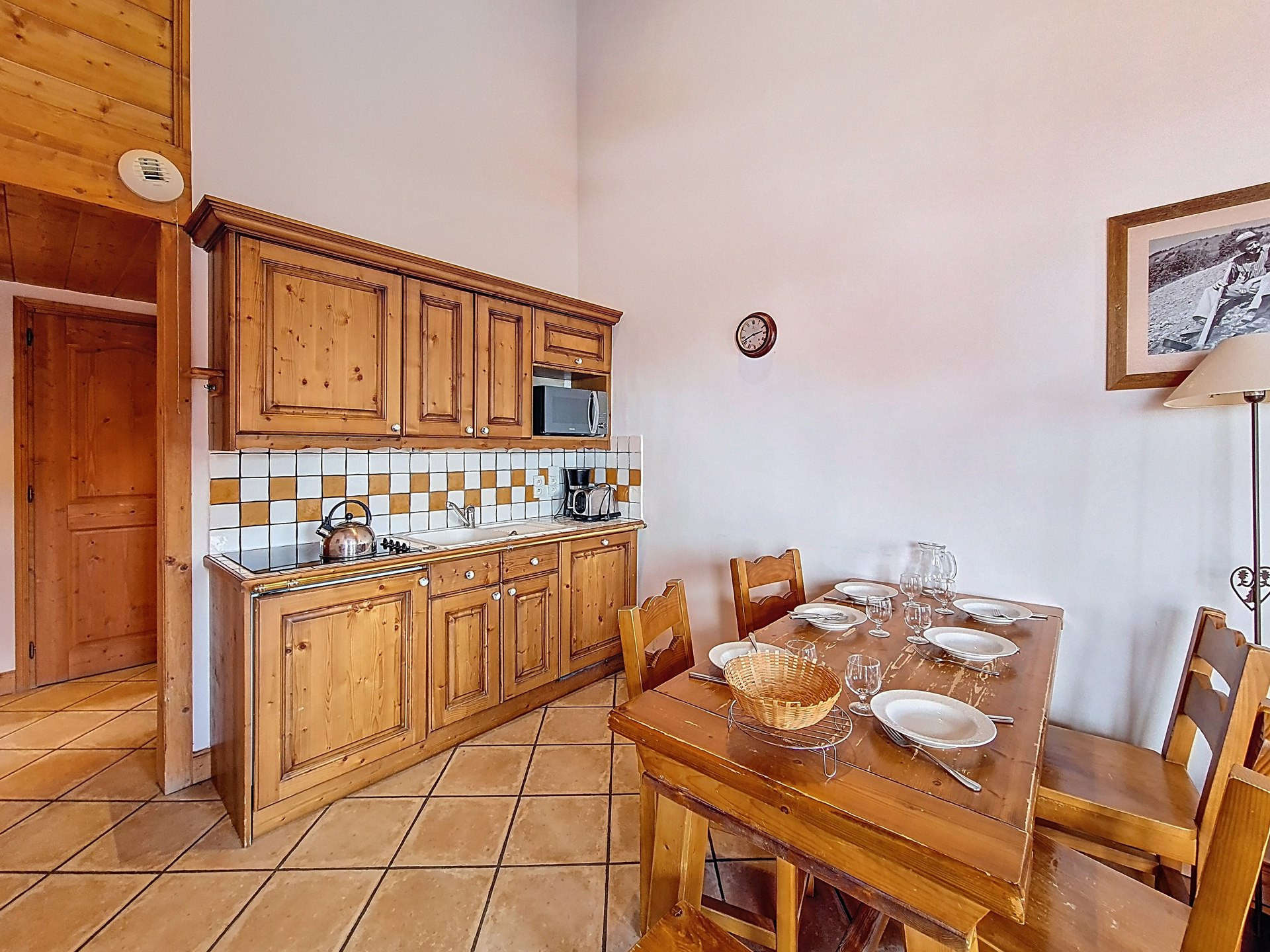 _agence-des-belleville_lv_images__lot_0000071361_03_29932820