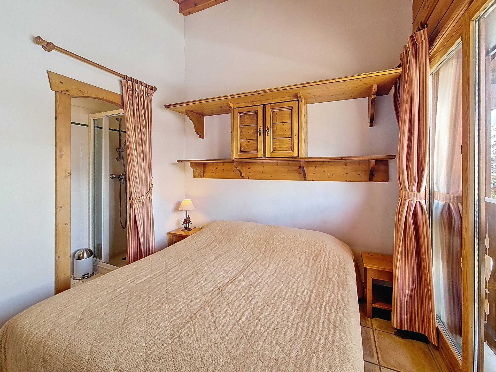 _agence-des-belleville_lv_images__lot_0000071400_10_32477640