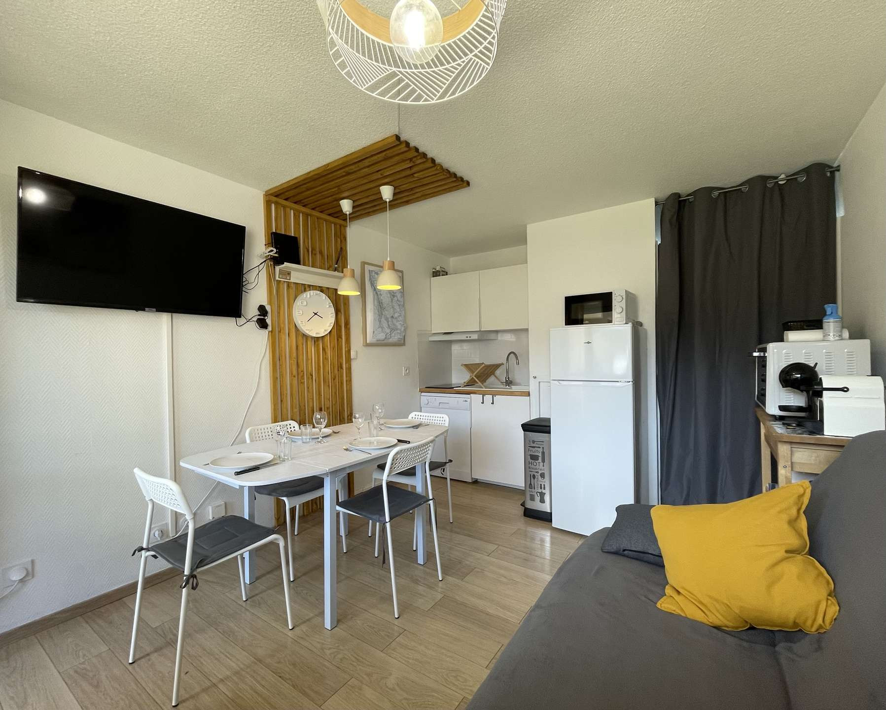 _clients_023300005_photos_28d_27596115