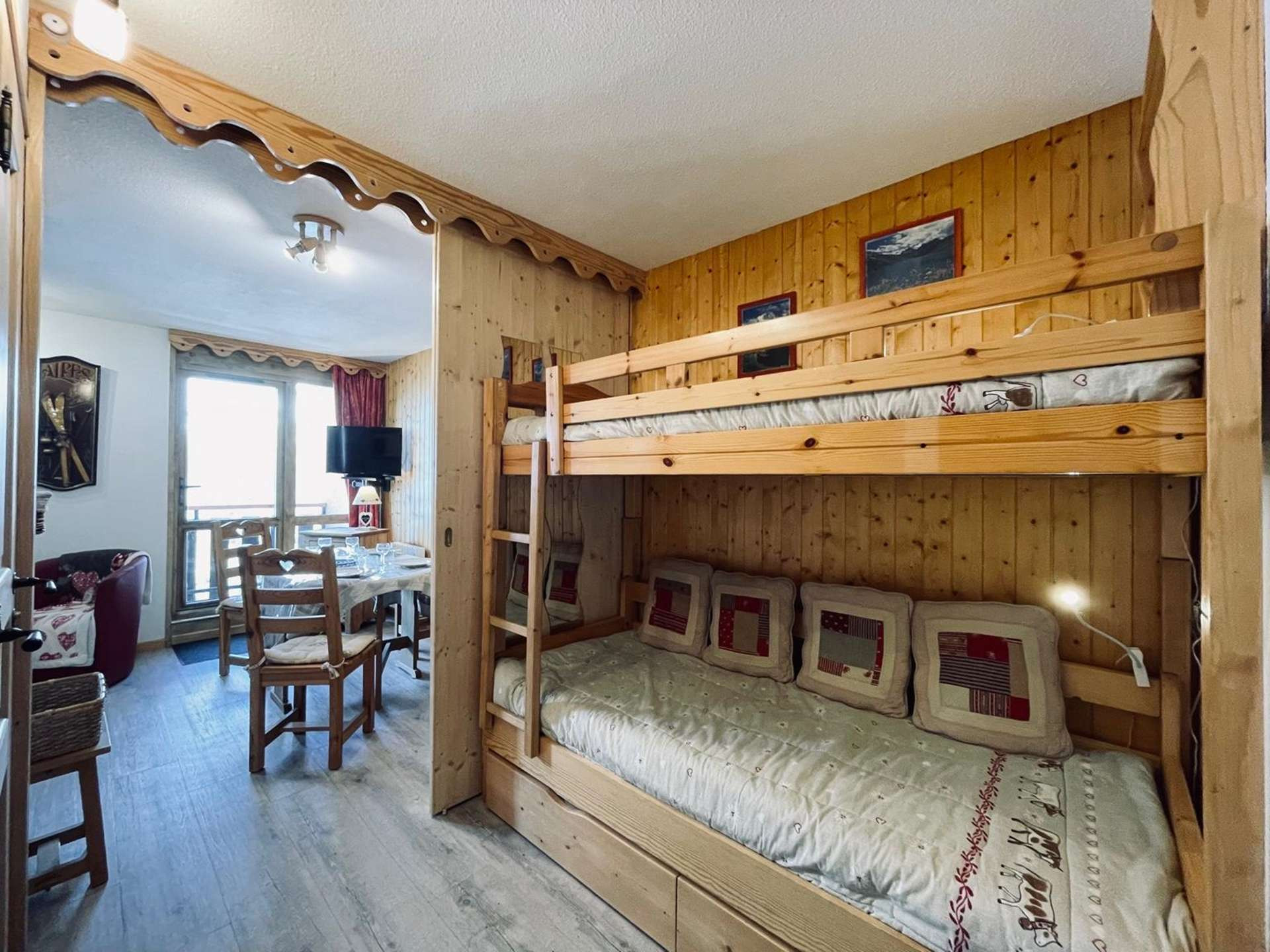 _clients_023300005_photos_46j_29311357 _clients_023300005_photos_46j_29311357