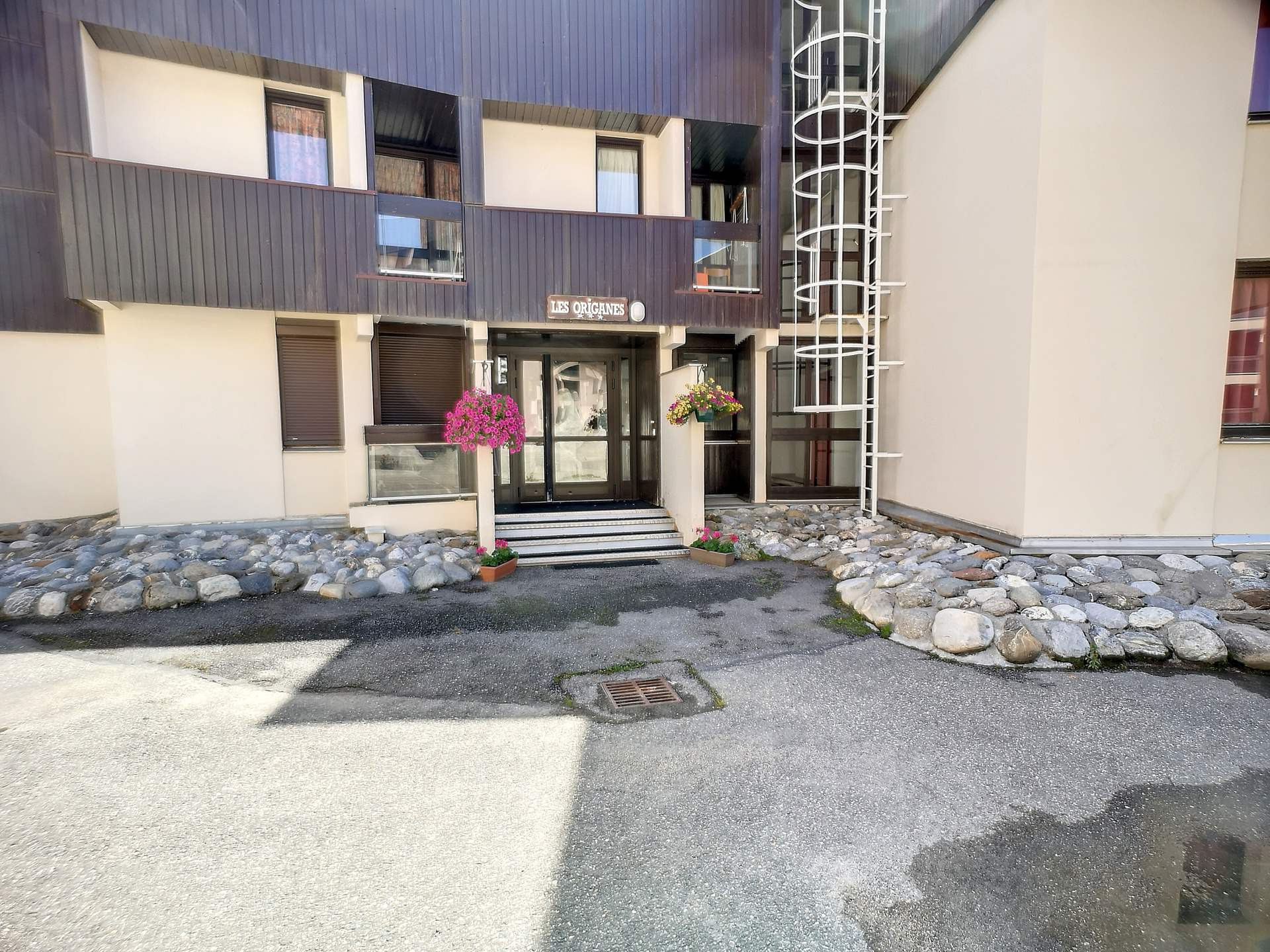 _lv_images__imme_0000000705_01_28552010