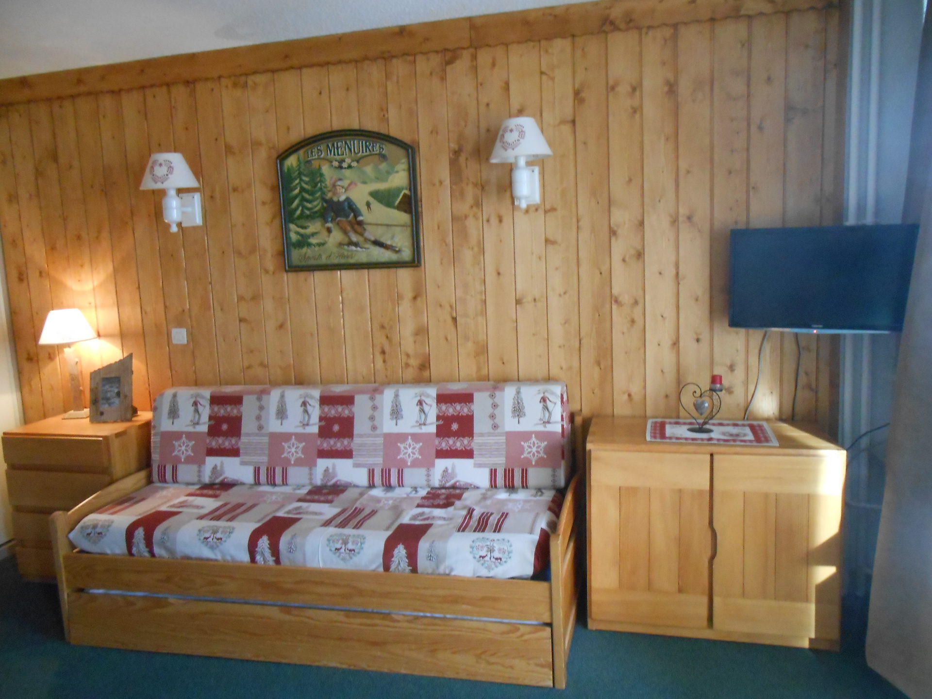 _lv_images__lot_0000000004_02_29328396