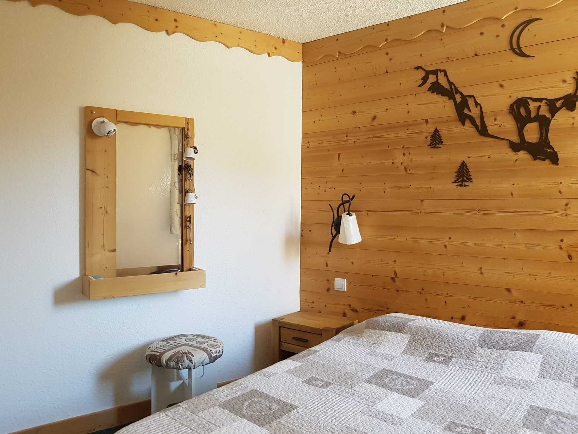 _lv_images__lot_0000000017_01_29873100