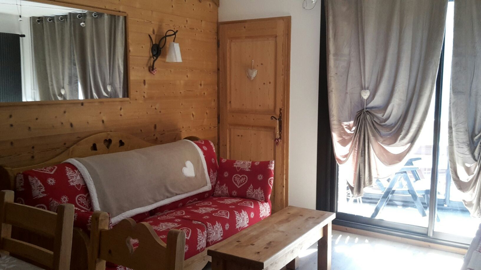 _lv_images__lot_0000000018_01_29487846