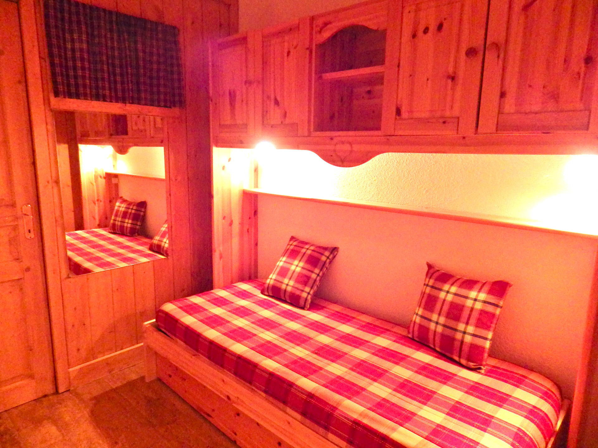 _lv_images__lot_0000000027_03_27555684 _lv_images__lot_0000000027_03_27555684