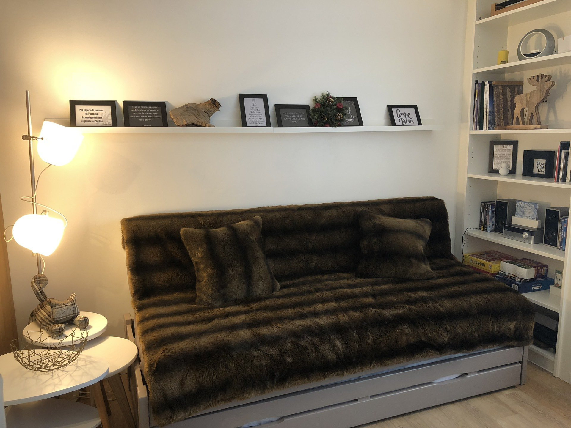 _lv_images__lot_0000000062_06_29687965