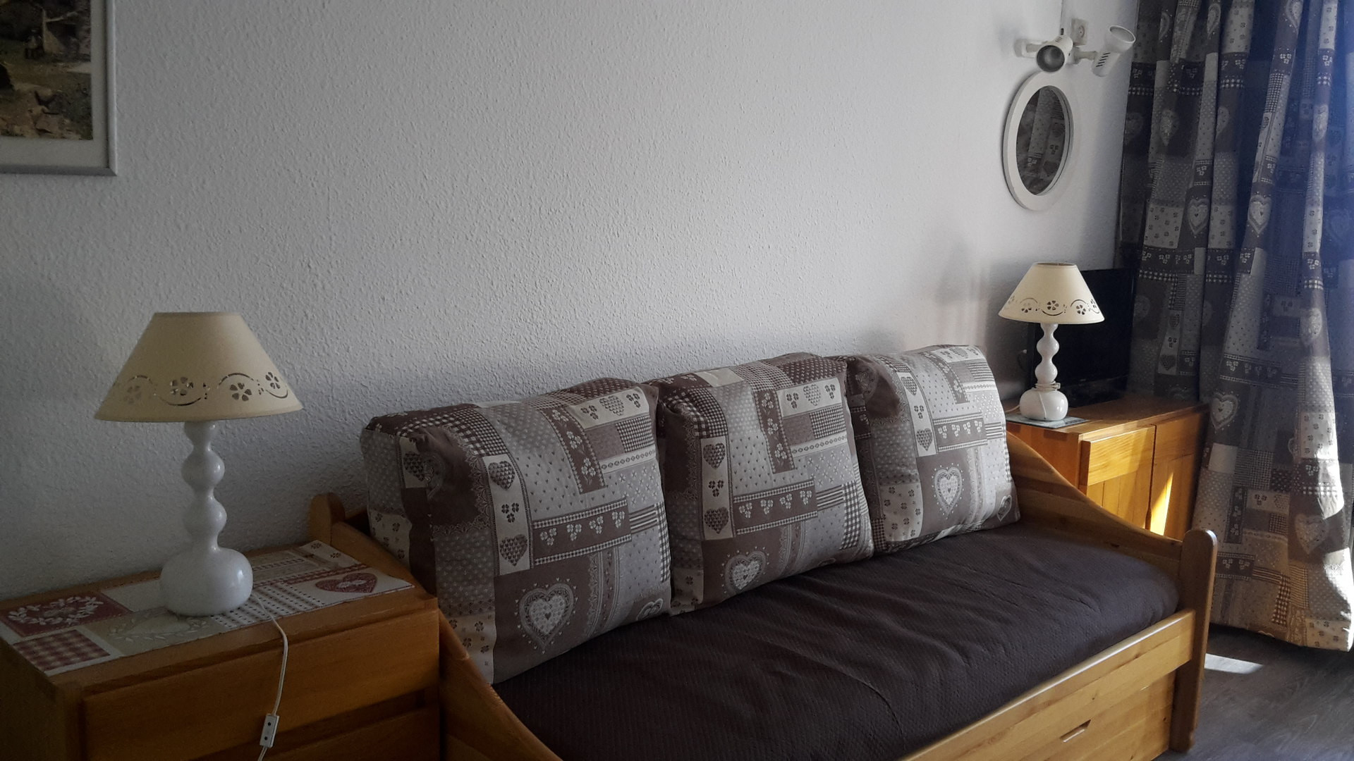 _lv_images__lot_0000000073_02_29488066