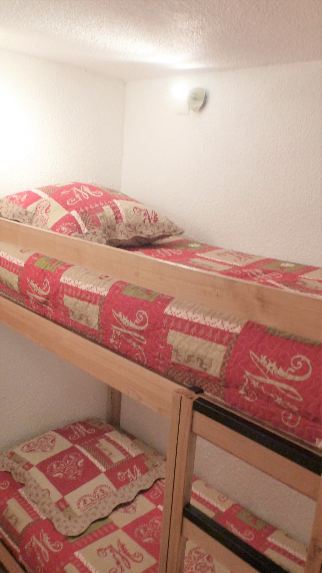 _lv_images__lot_0000000081_05_29031500 _lv_images__lot_0000000081_05_29031500