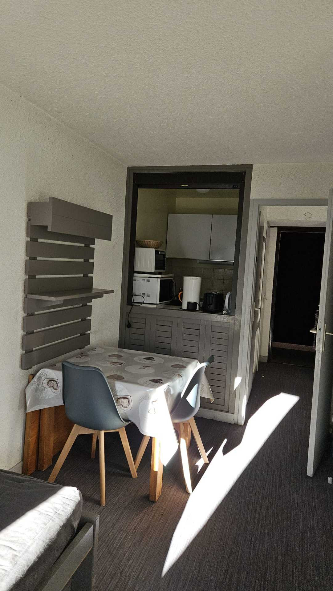 _lv_images__lot_0000000127_08_29488159