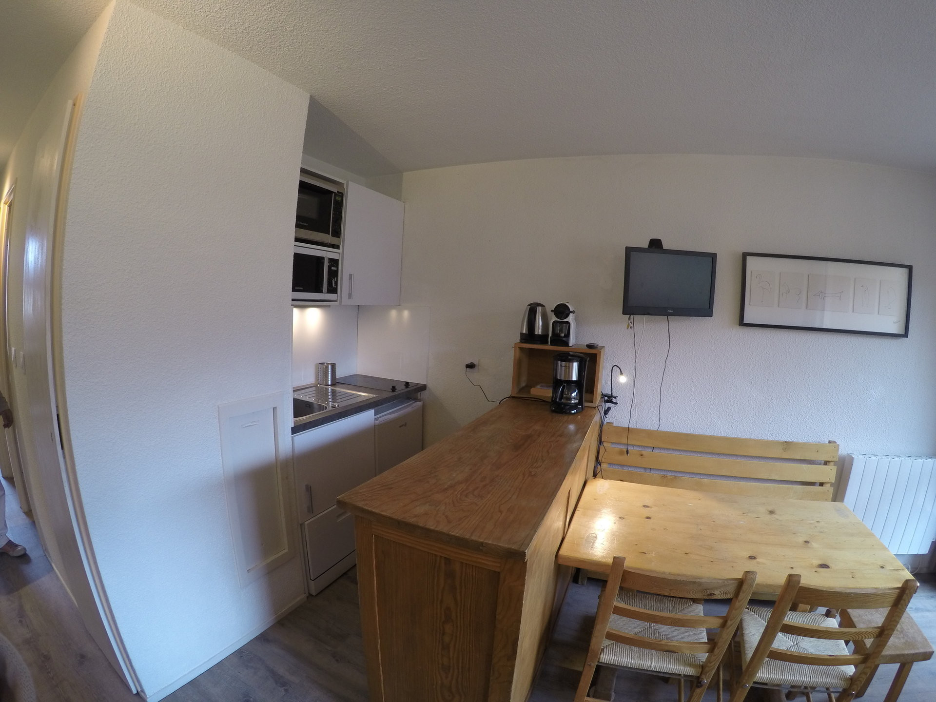 _lv_images__lot_0000000135_02_29487842