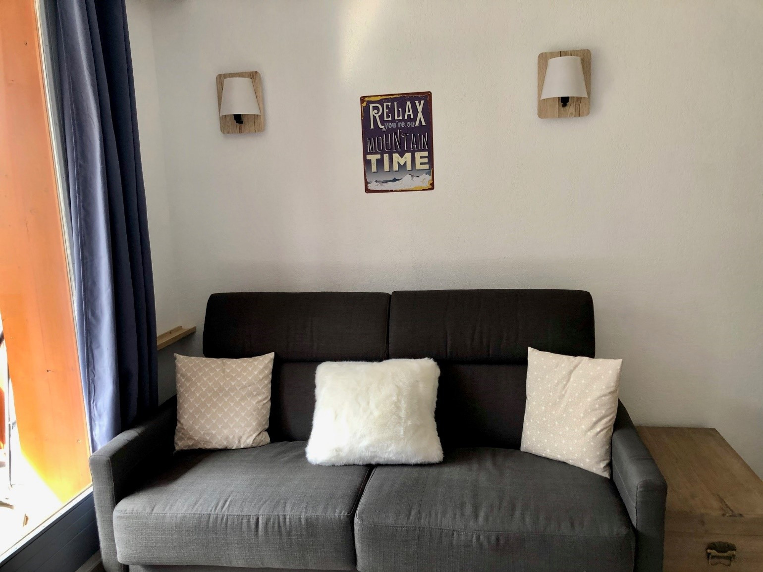 _lv_images__lot_0000000144_07_27631871 _lv_images__lot_0000000144_07_27631871