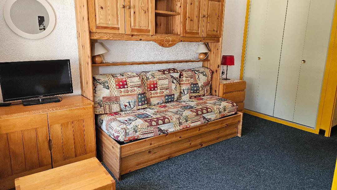 _lv_images__lot_0000000148_01_29748055 _lv_images__lot_0000000148_01_29748055