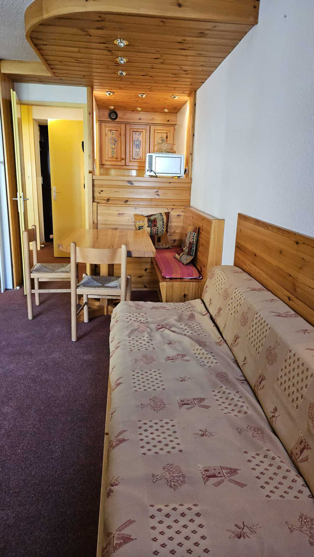 _lv_images__lot_0000000155_07_27612736