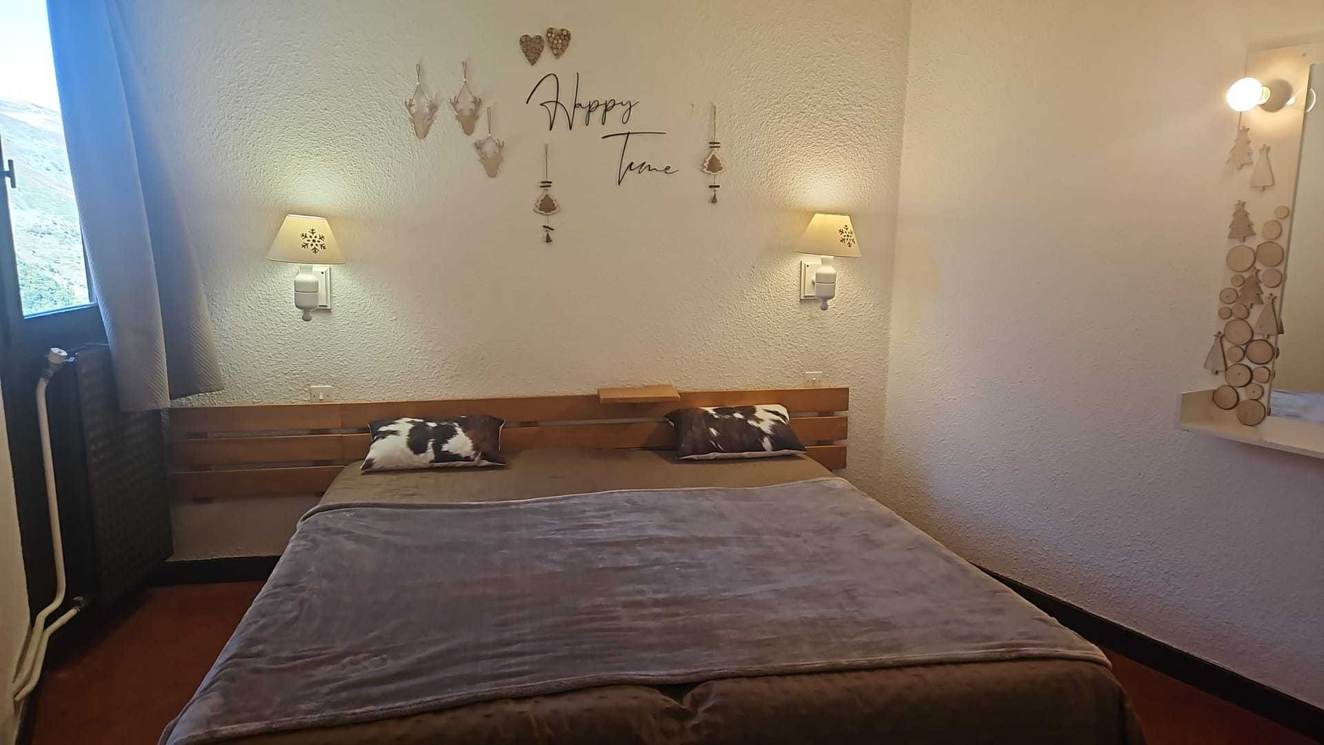 _lv_images__lot_0000000156_10_27390497