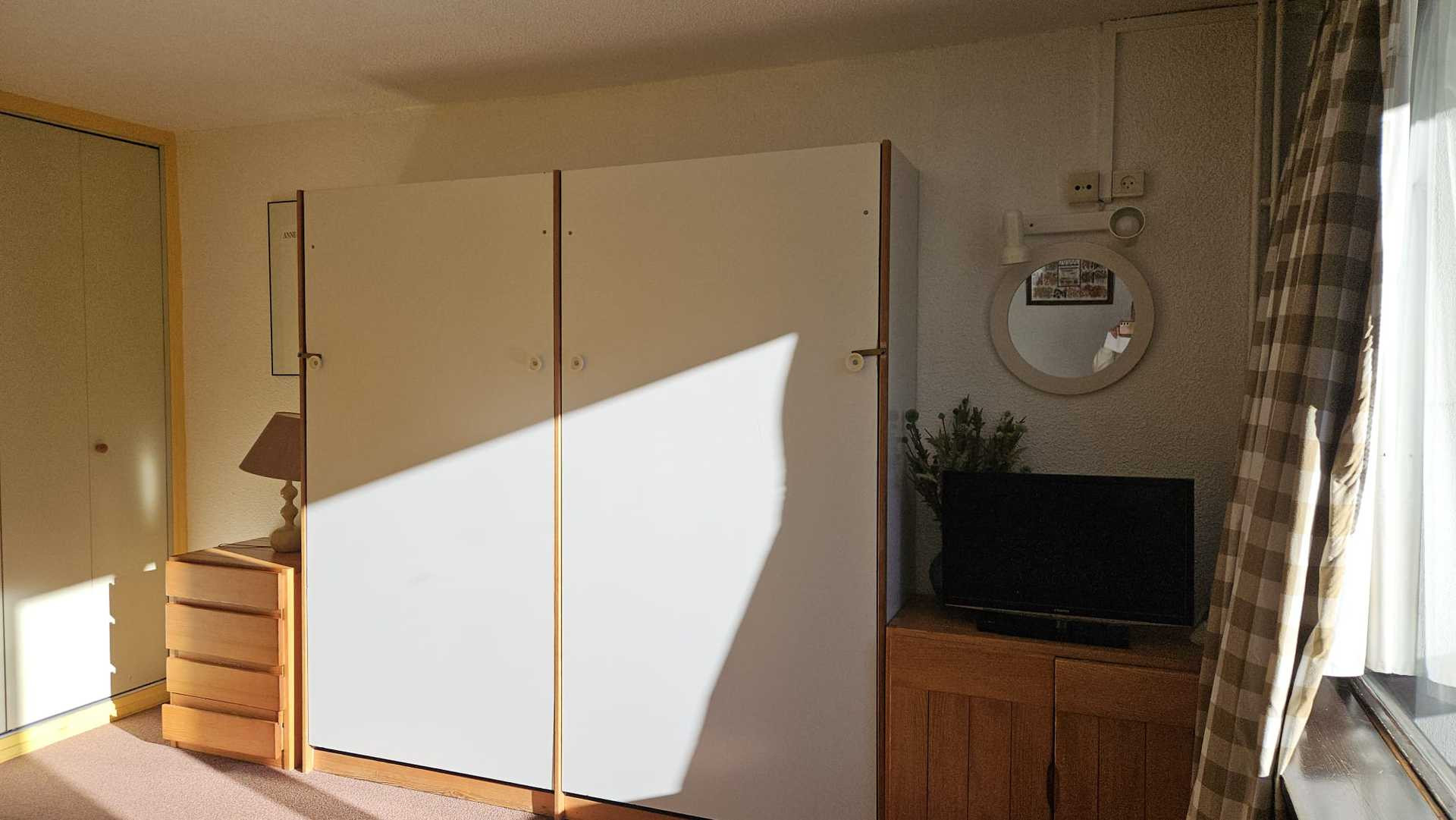 _lv_images__lot_0000000157_05_27390468