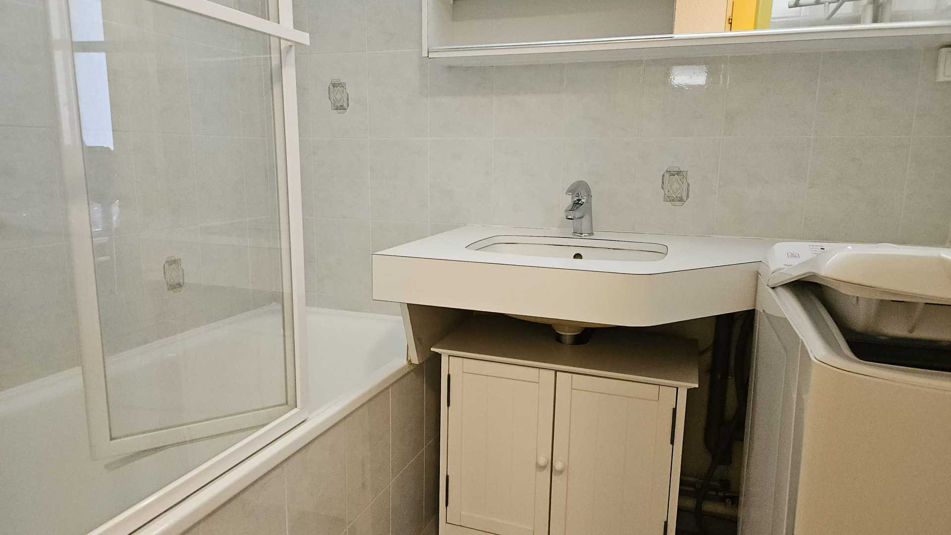 _lv_images__lot_0000000157_12_27612590 _lv_images__lot_0000000157_12_27612590