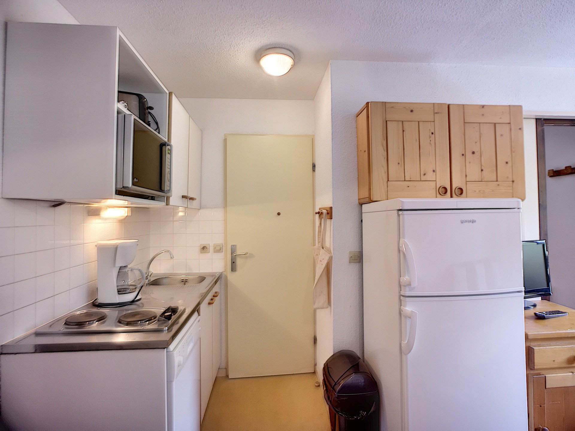 _lv_images__lot_0002000014_03_32349013