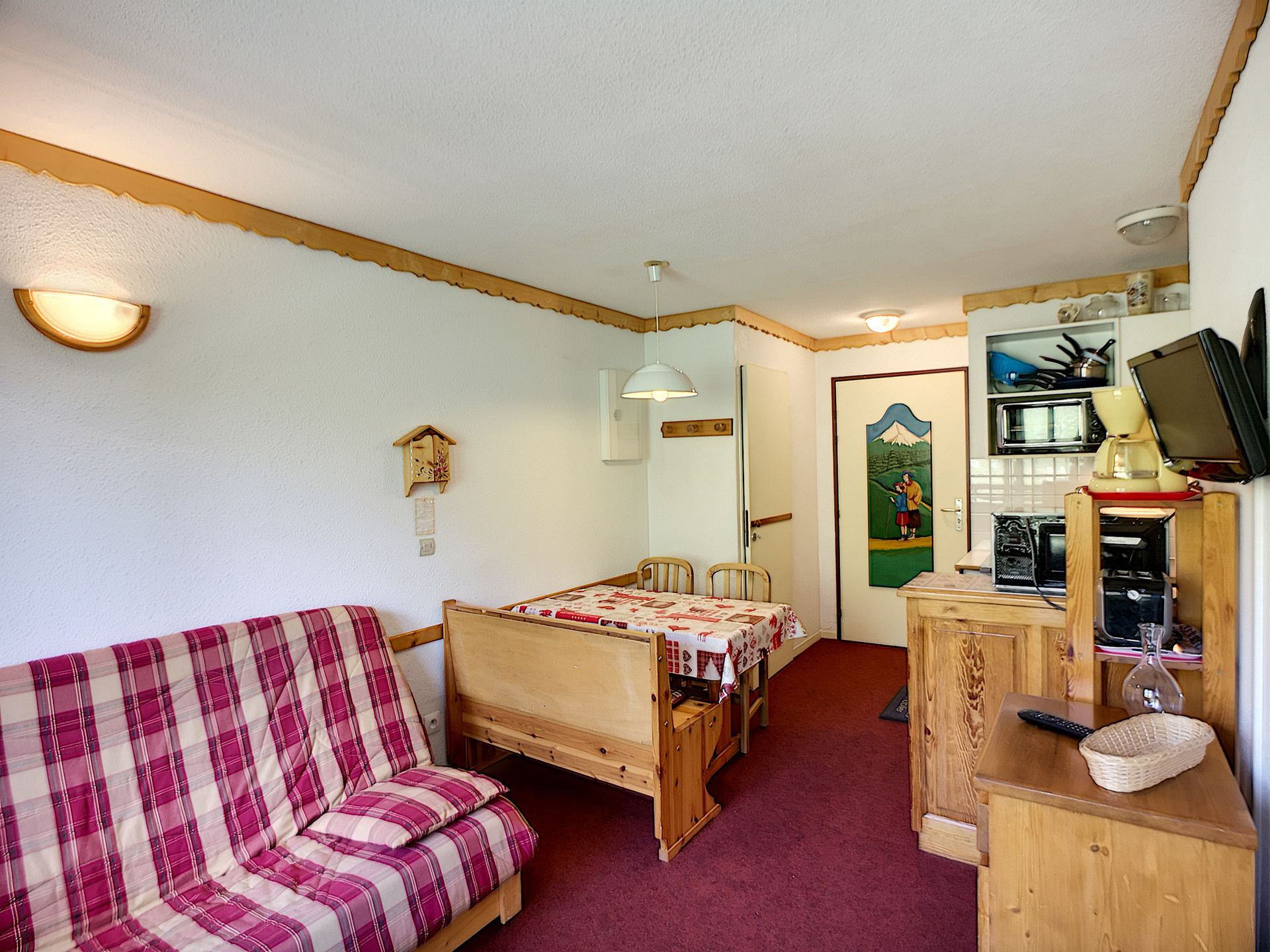 _lv_images__lot_0002000042_01_27744034