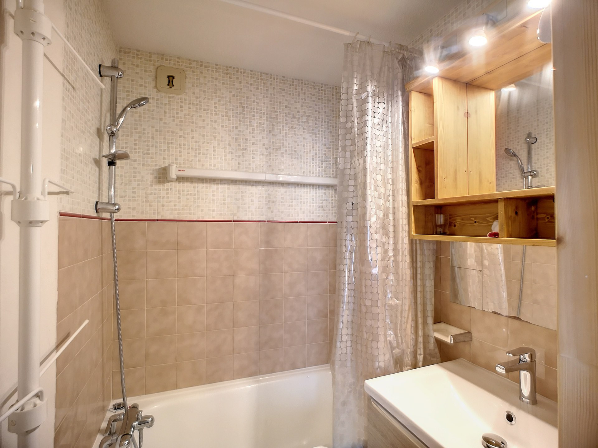 _lv_images__lot_0002000047_11_29088286 _lv_images__lot_0002000047_11_29088286