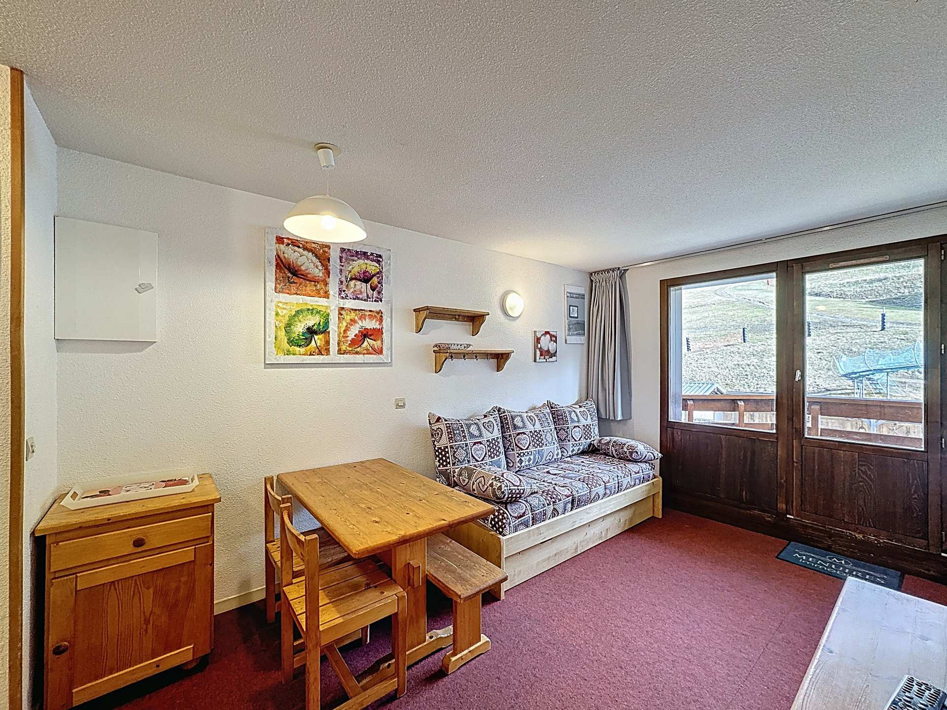 _lv_images__lot_0002000050_07_27706515