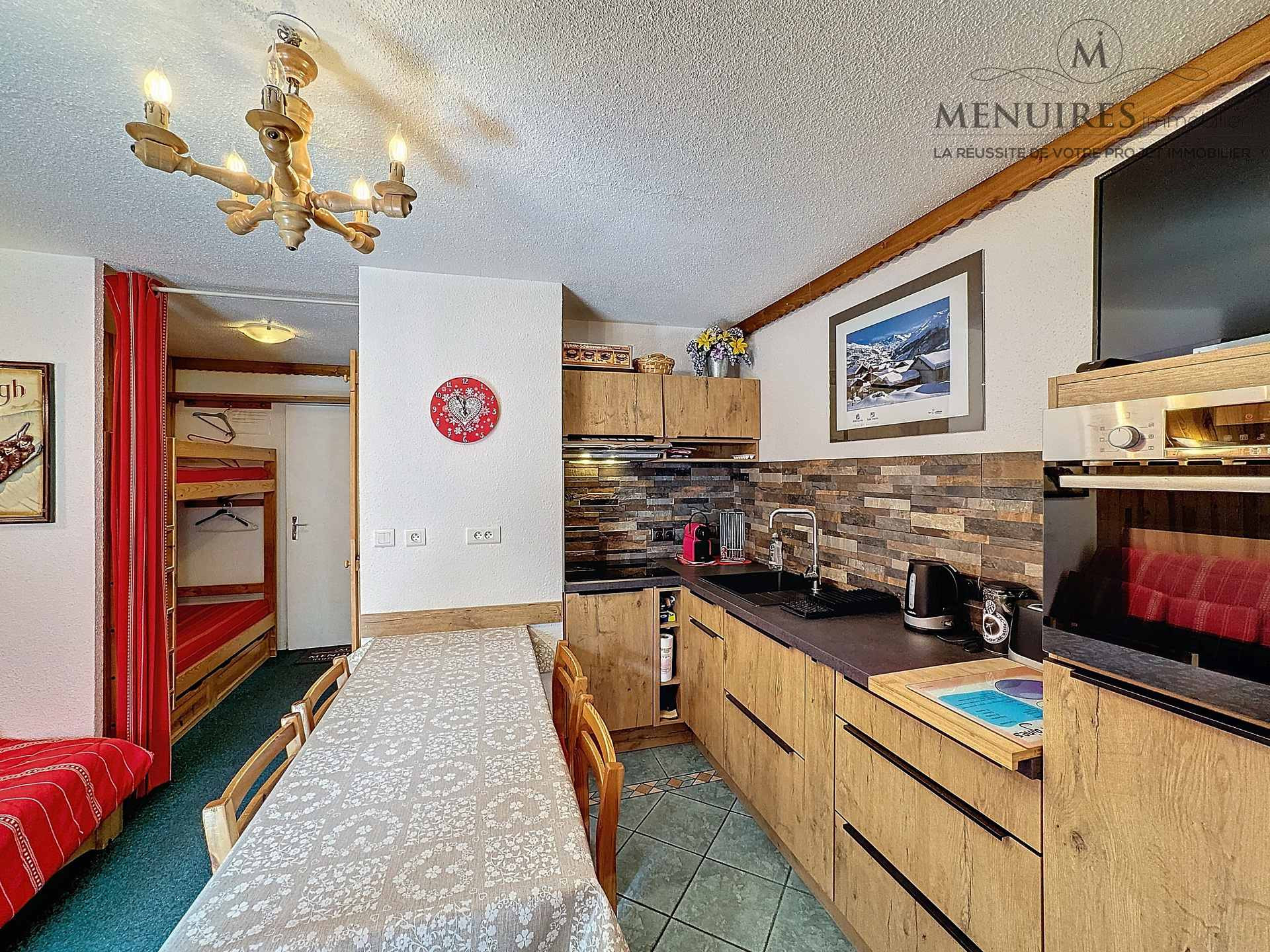 _lv_images__lot_0002011011_01_29504230