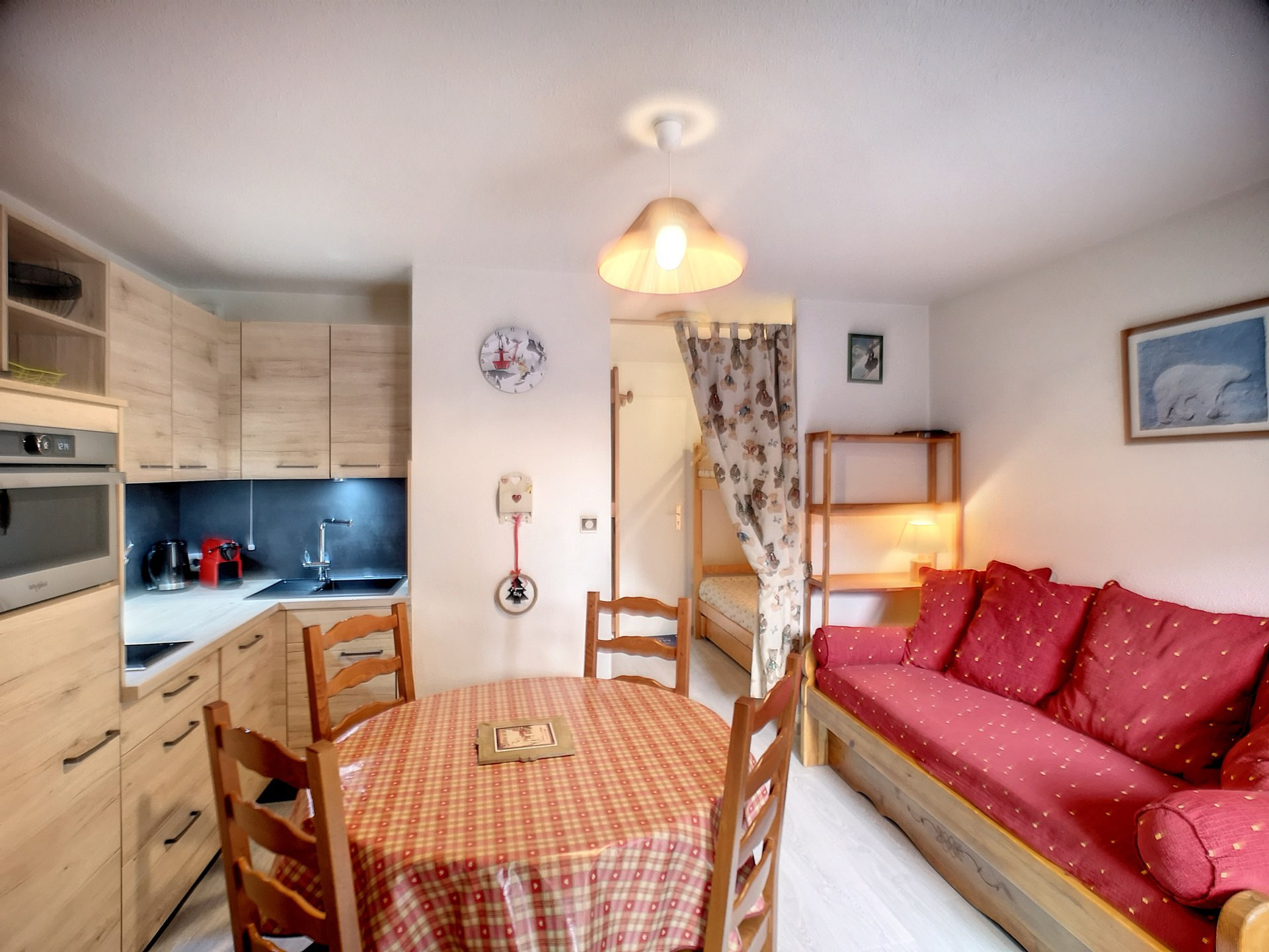 _lv_images__lot_0002011308_01_27745130