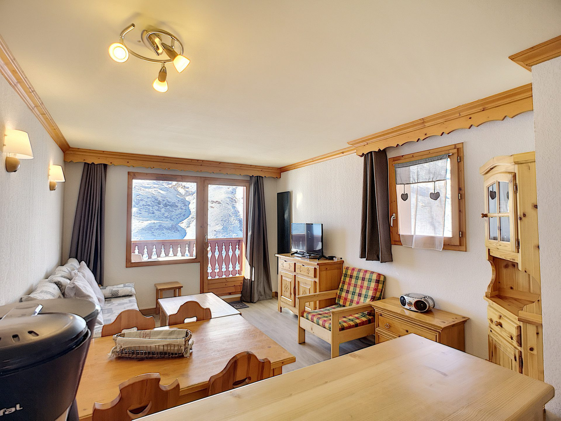 _lv_images__lot_0002050028_01_28802424