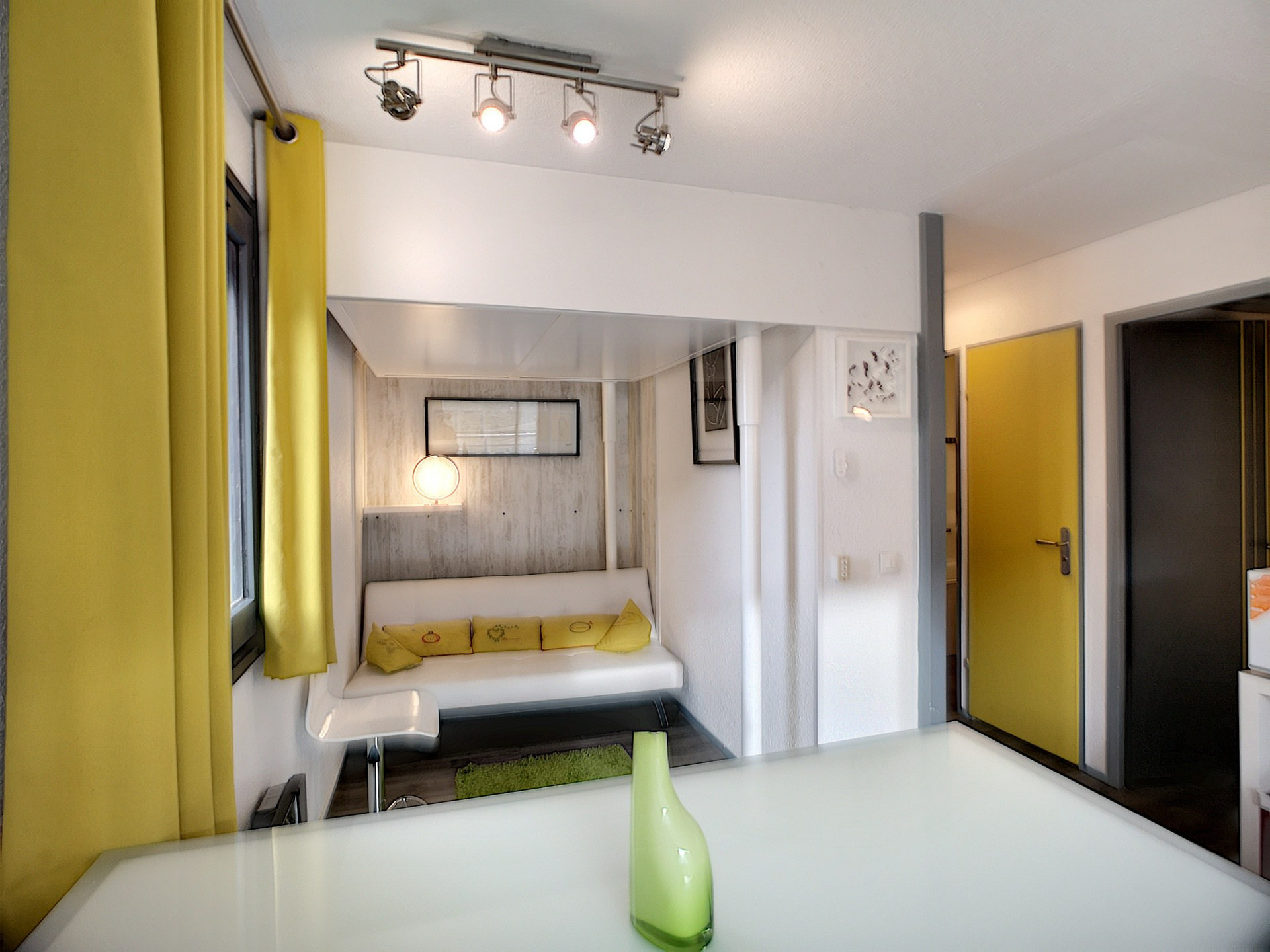 _lv_images__lot_0012000015_03_27649274