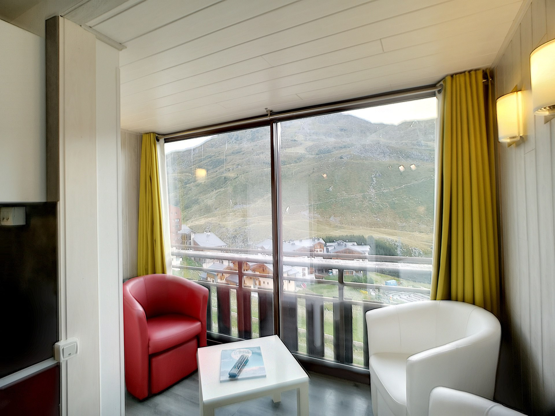 _lv_images__lot_0012000015_04_28396378