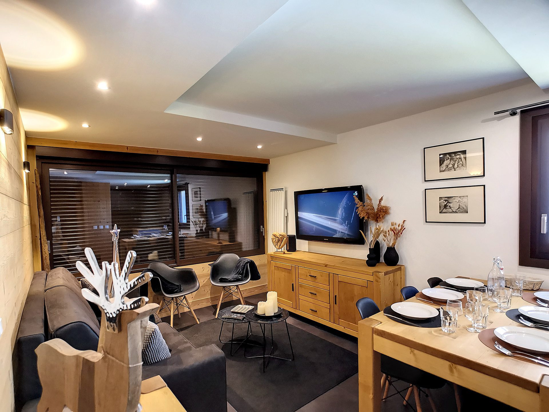 _lv_images__lot_0012000025_02_27705062