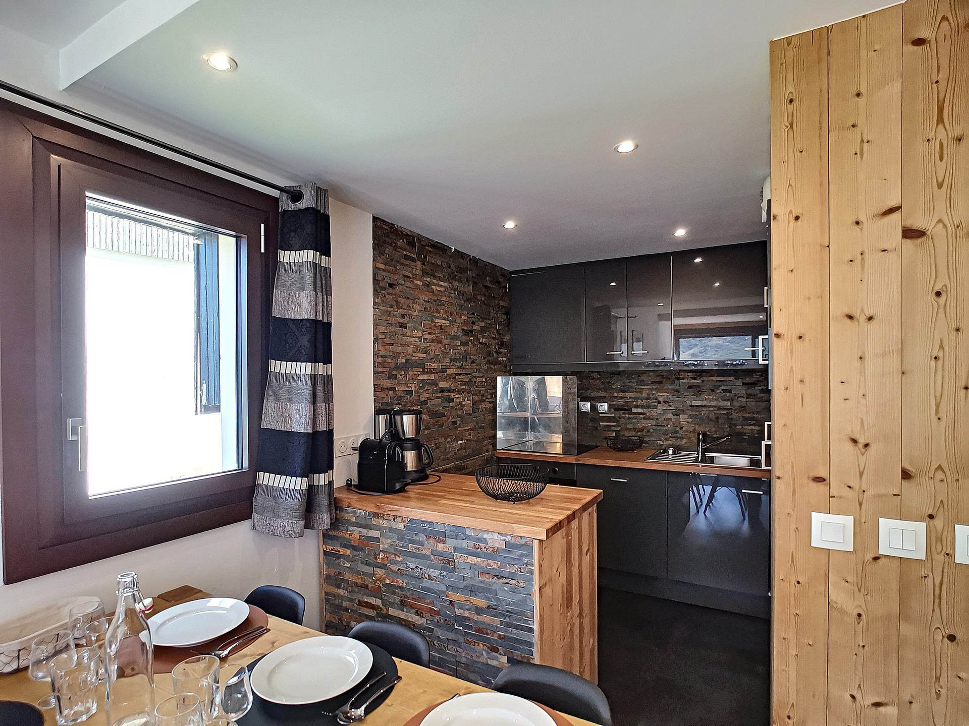 _lv_images__lot_0012000025_05_28550850