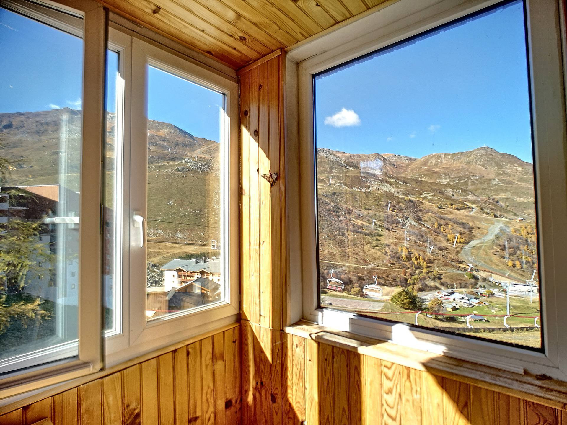 _lv_images__lot_0012010201_16_27707129